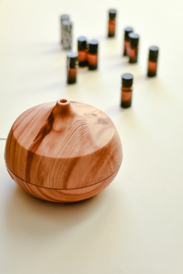 Aromatherapy oils might improve memory in older adults